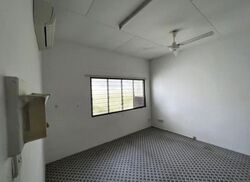 Peakview Estate (D16), Terrace #628828311